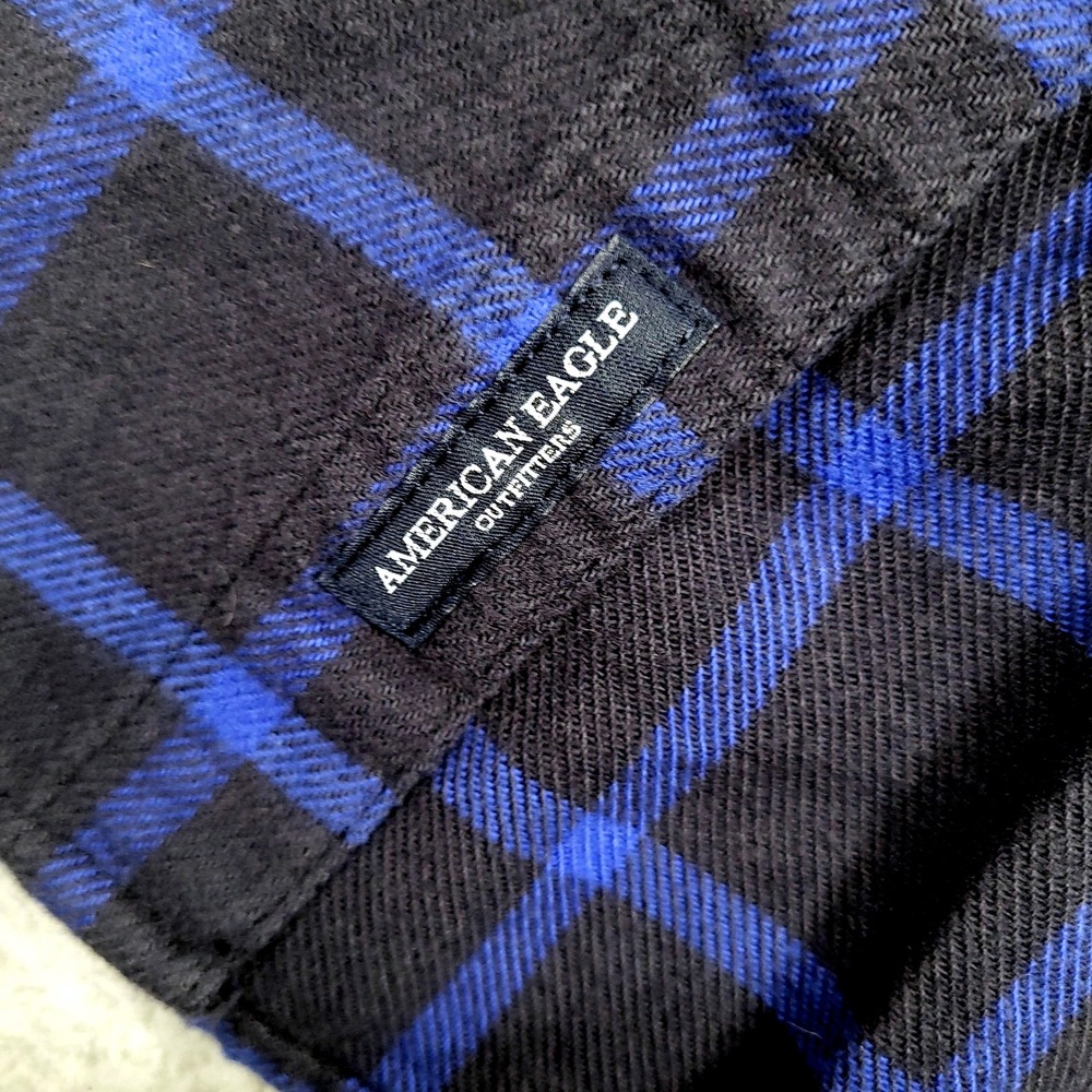 American Eagle Outfitters Mens M Flannel Shirt Blue‎ Black Plaid Button Down - Picture 3 of 7